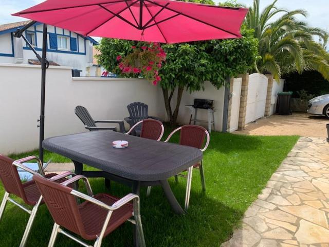 Appartement Les Hirondelles 2Km Plage-Wifi-Jardin-Parking-Draps Et Serviettes Hendaye Bagian luar foto